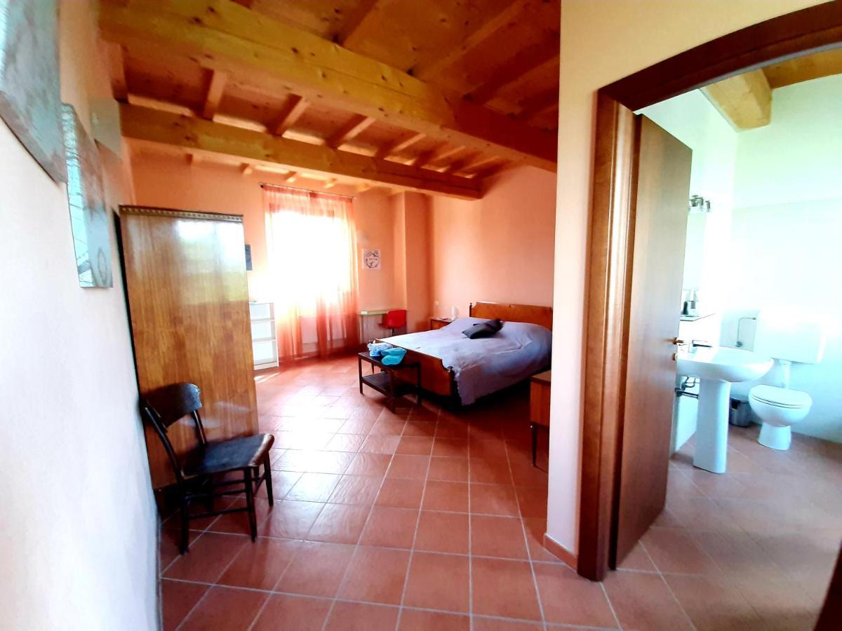 Agriturismo Il Sole Villa Rivarolo del Re ed Uniti Exterior photo